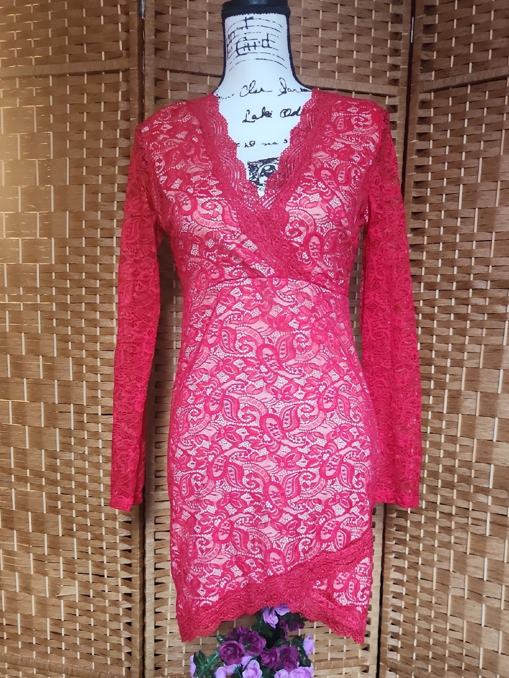 DEB, Vintage, Red Lace, Bodycon, Long-Sleeve Wrap V-Neck Mini Dress Sz L